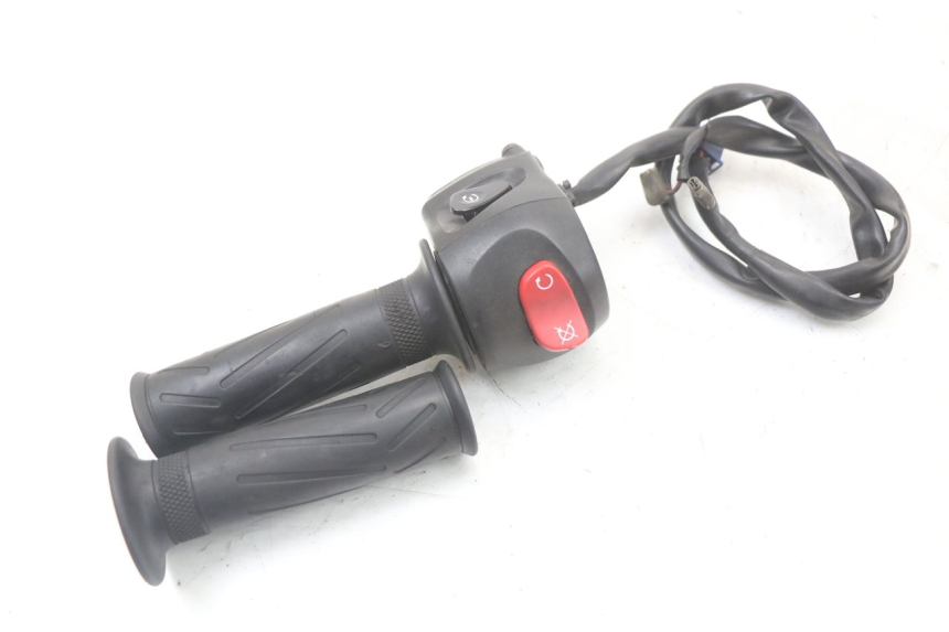 photo de RIGHT SWITCH YAMAHA XJ6 ABS 600 (2008 - 2016)