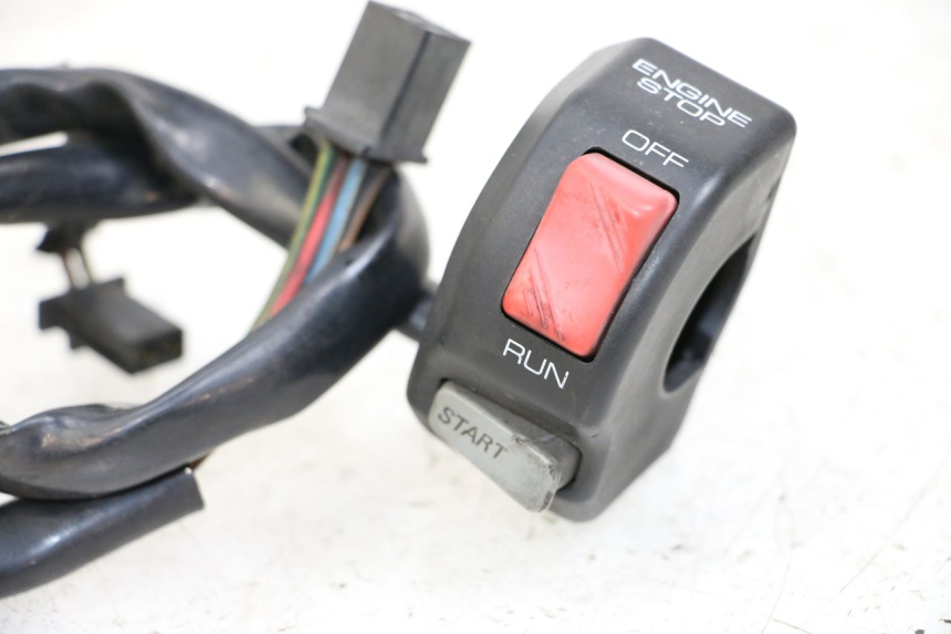 photo de RIGHT SWITCH YAMAHA XJ600 XJ DIVERSION 600 (1992 - 1997)