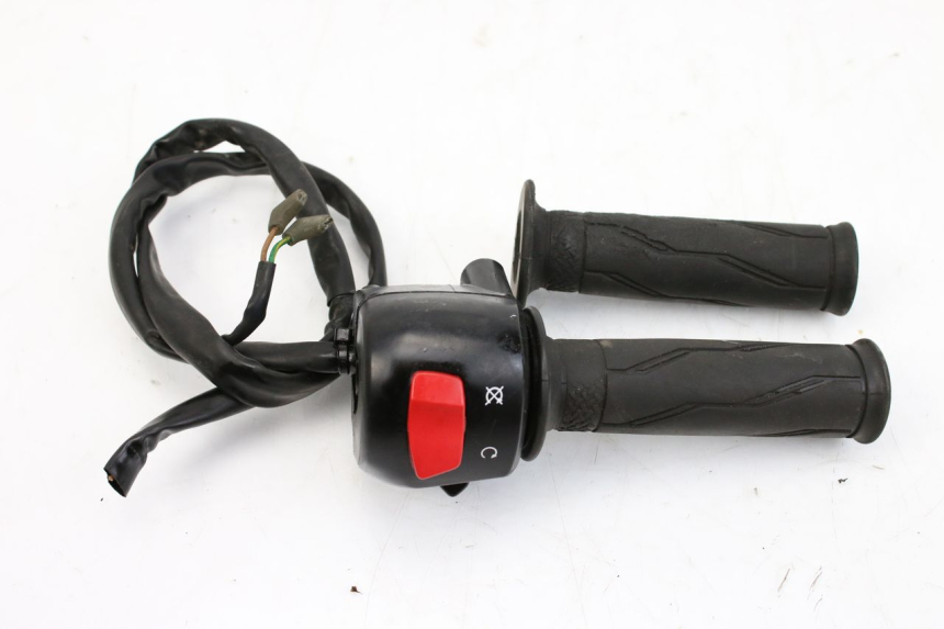 photo de RIGHT SWITCH YAMAHA XP T-MAX TMAX ABS 530 (2012 - 2015)