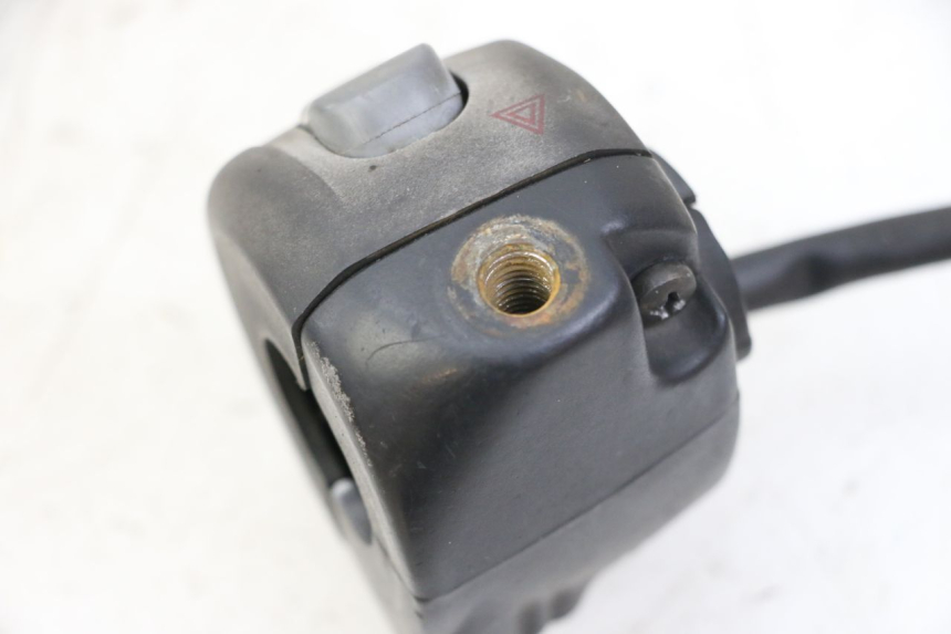 photo de RIGHT HANDLEBAR SWITCH YAMAHA YP MAJESTY 125 (2007 - 2010)