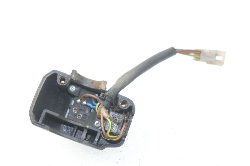 photo de RIGHT HANDLEBAR SWITCH YAMAHA YP MAJESTY 125 (1998 - 2001)