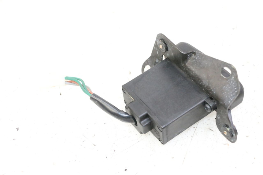 photo de HAZARD SWITCH SYM JOYMAX 125 (2010 - 2017)