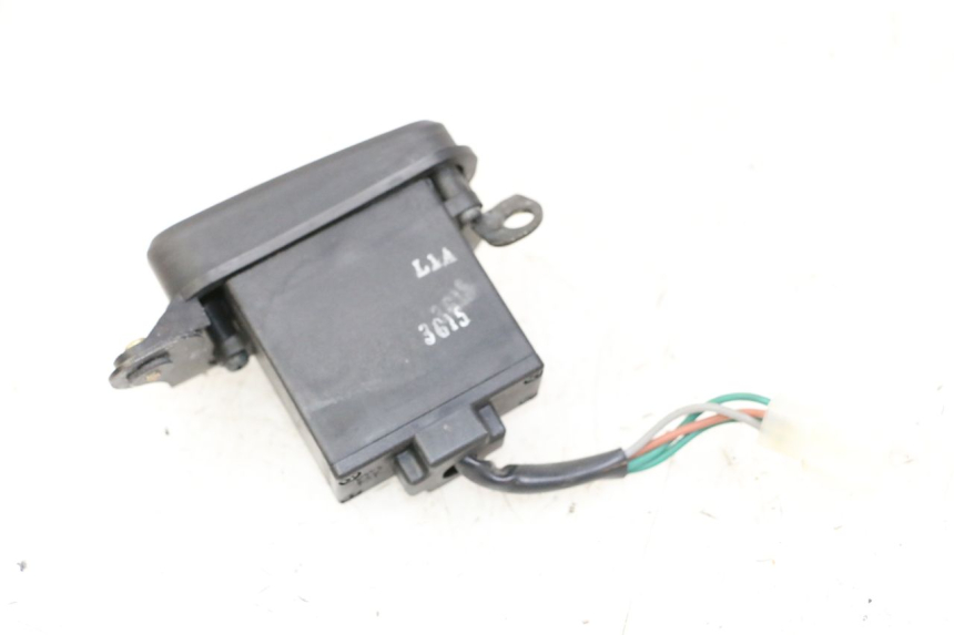 photo de HAZARD SWITCH SYM JOYMAX 125 (2010 - 2017)