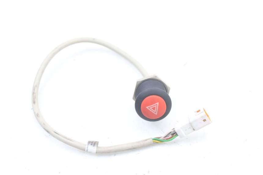 photo de HAZARD SWITCH LIGIER PULSE 3 1 (2014 - 2020)