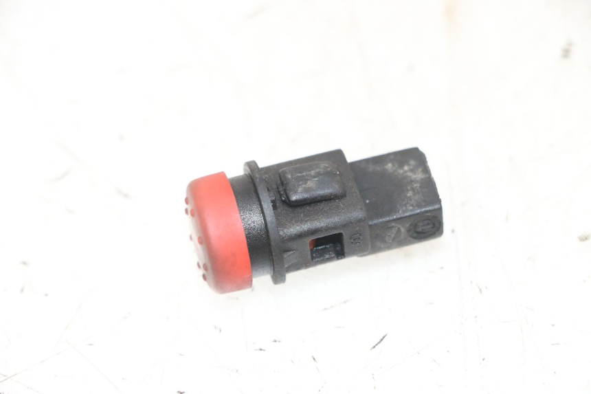 photo de HAZARD SWITCH PIAGGIO MP3 LT 300 (2010 - 2016)