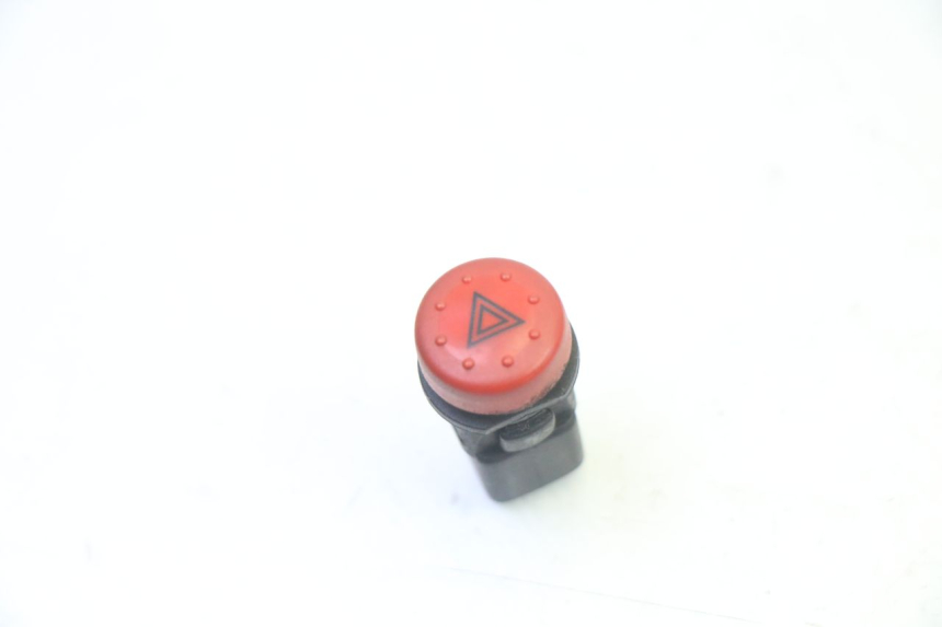photo de HAZARD SWITCH PIAGGIO MP3 125 (2006 - 2014)