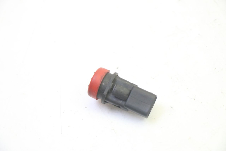 photo de HAZARD SWITCH PIAGGIO MP3 125 (2006 - 2014)