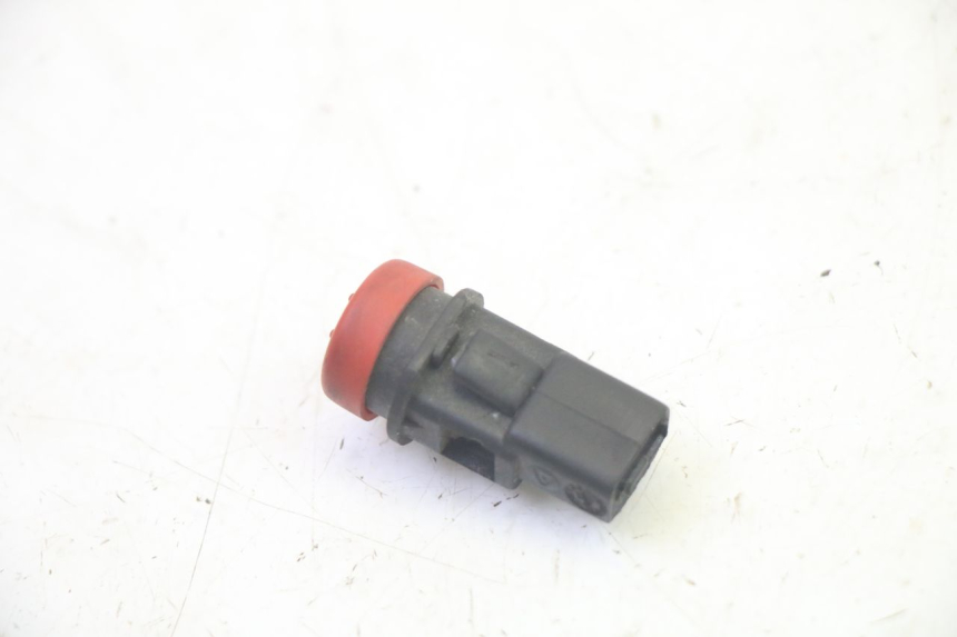 photo de HAZARD SWITCH PIAGGIO MP3 125 (2006 - 2014)
