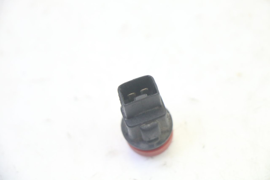 photo de HAZARD SWITCH PIAGGIO MP3 125 (2006 - 2014)
