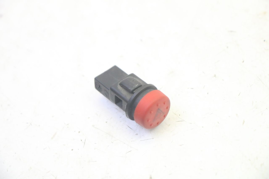 photo de TURN SIGNAL SWITCH PIAGGIO MP3 RL 250 (2007 - 2010) - Component detail