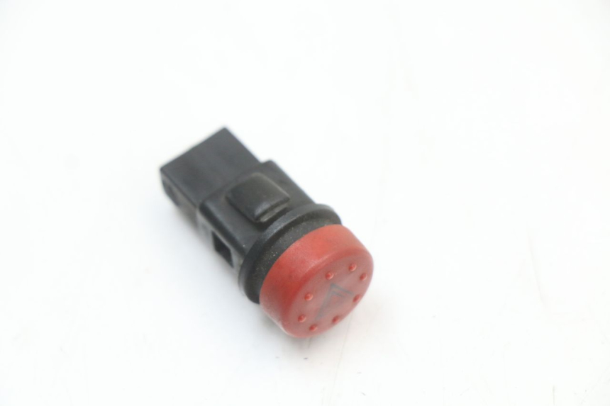 photo de HAZARD SWITCH PIAGGIO MP3 125 (2006 - 2014)