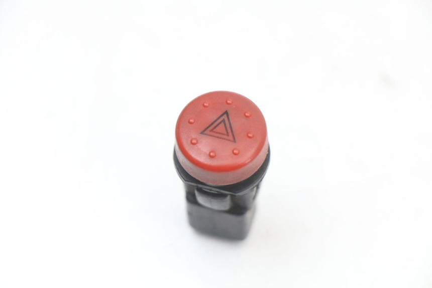 photo de HAZARD SWITCH PIAGGIO MP3 125 (2006 - 2014)