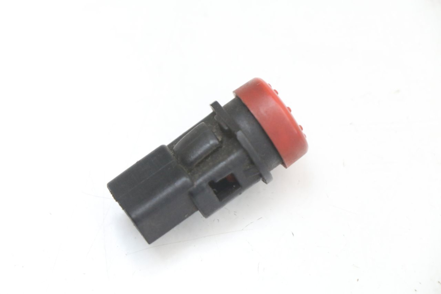 photo de HAZARD SWITCH PIAGGIO MP3 125 (2006 - 2014)