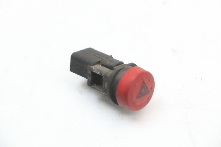 photo de HAZARD SWITCH PIAGGIO MP3 500 (2011 - 2015)