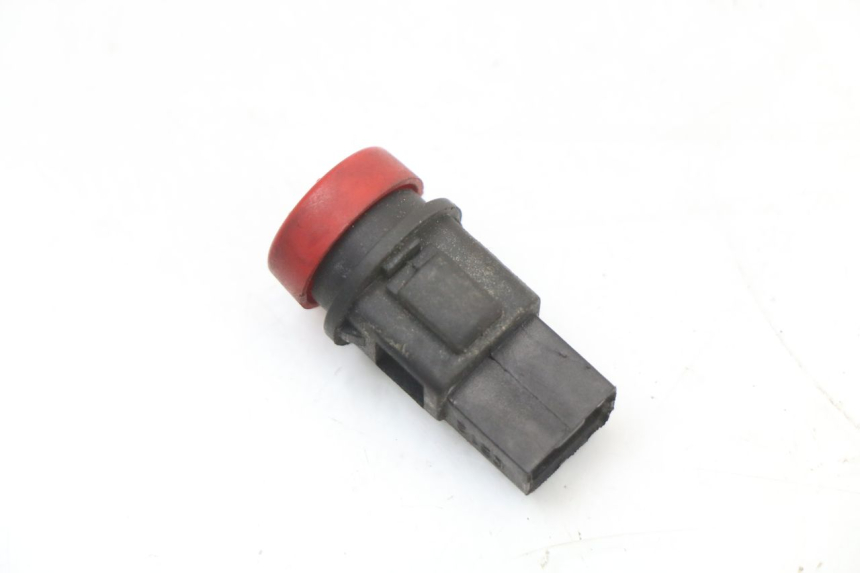 photo de HAZARD SWITCH PIAGGIO MP3 500 (2011 - 2015)