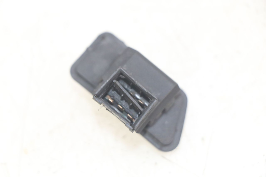 photo de TURN SIGNAL SWITCH YAMAHA X-MAX XMAX 250 (2006 - 2009)