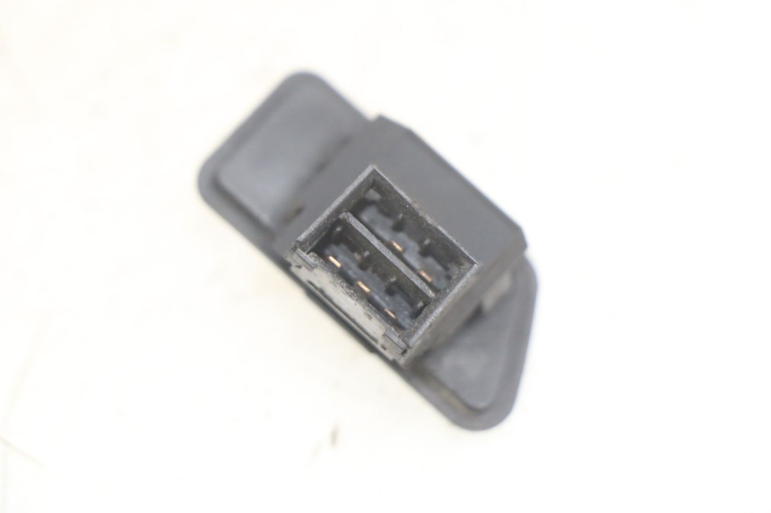 photo de TURN SIGNAL SWITCH YAMAHA XMAX X-MAX 125 (2006 - 2009)