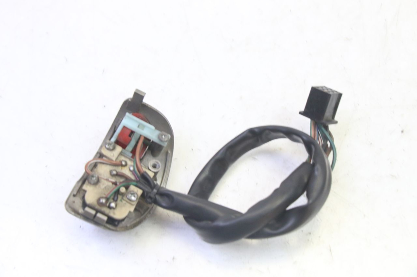 photo de LEFT SWITCH QUADRO 4 4D 350 (2015 - 2018)