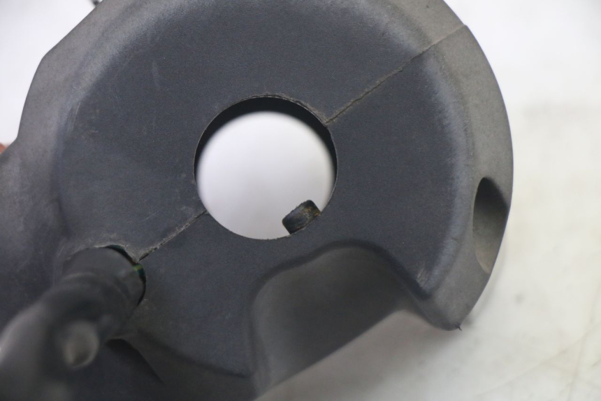 photo de LEFT SWITCH ADIVA AD3 300 (2014 - 2020)