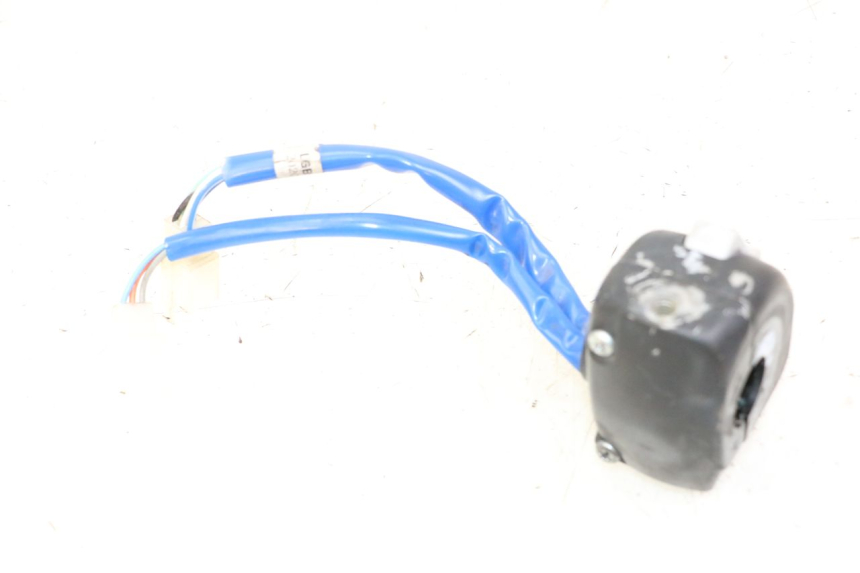 photo de LEFT HANDLEBAR SWITCH KYMCO AGILITY 4T 50 (2018 - 2022)