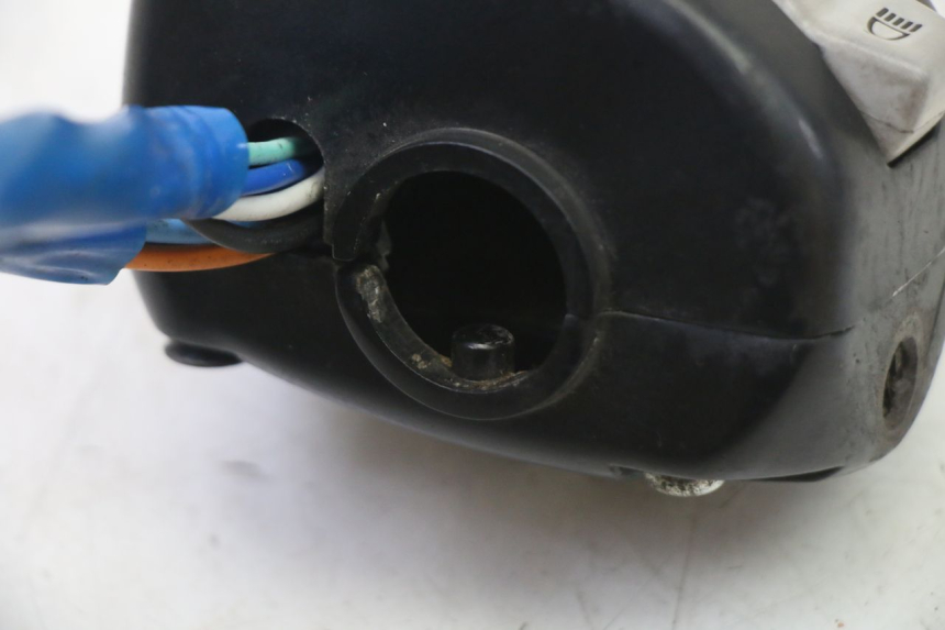 photo de LEFT HANDLEBAR SWITCH KYMCO AGILITY 4T 50 (2005 - 2018)