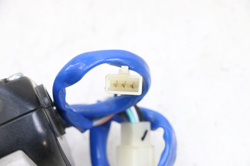 photo de LEFT HANDLEBAR SWITCH KYMCO AGILITY 4T 50 (2018 - 2022) - Alternative perspective