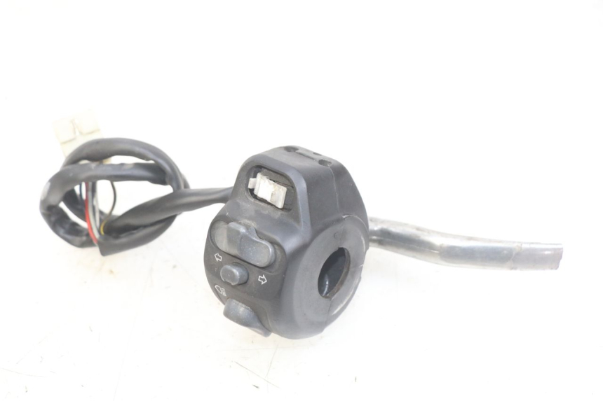 photo de LEFT HANDLEBAR SWITCH APRILIA SCARABEO 100 (2003 - 2012)