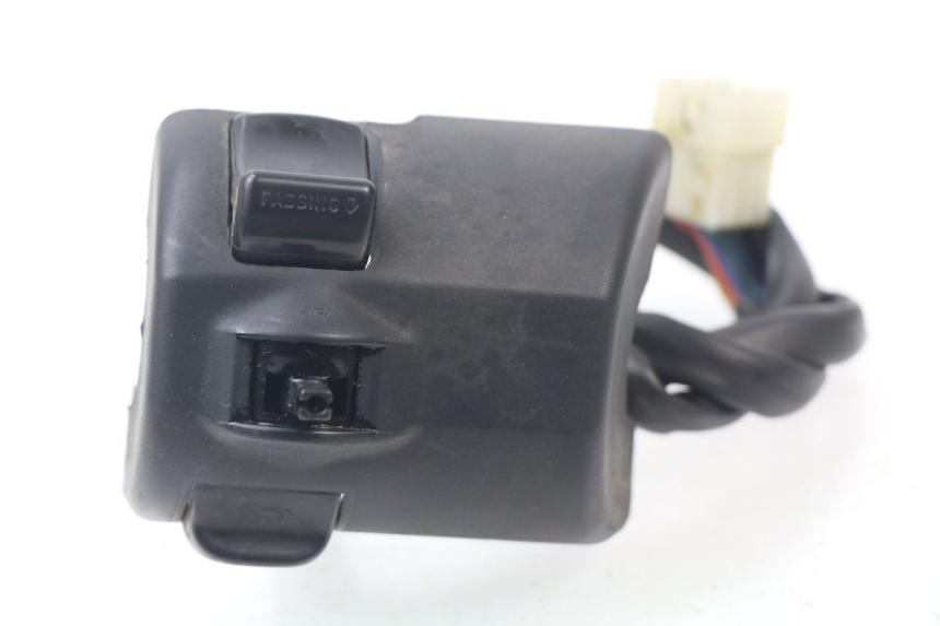 photo de LEFT SWITCH APRILIA SCARABEO GT 125 (1999 - 2007)