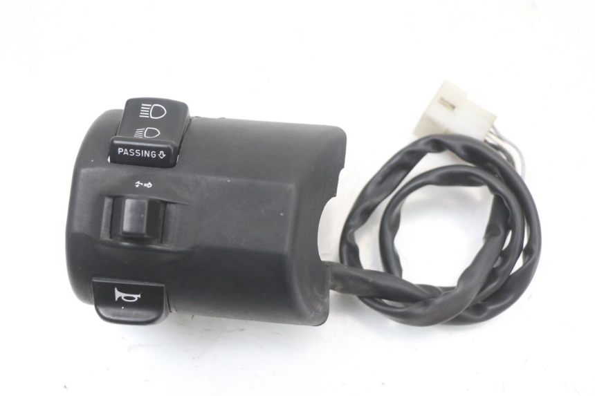photo de LEFT SWITCH APRILIA SCARABEO GT 125 (1999 - 2007)