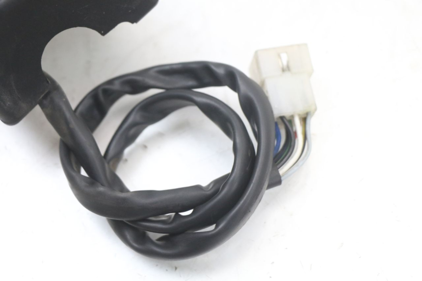 photo de LEFT SWITCH APRILIA SCARABEO GT 125 (1999 - 2007)