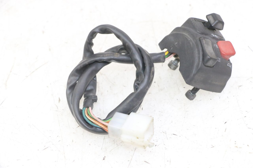 photo de LEFT SWITCH MBK BOOSTER SPIRIT NAKED 50 (2004 - 2017)
