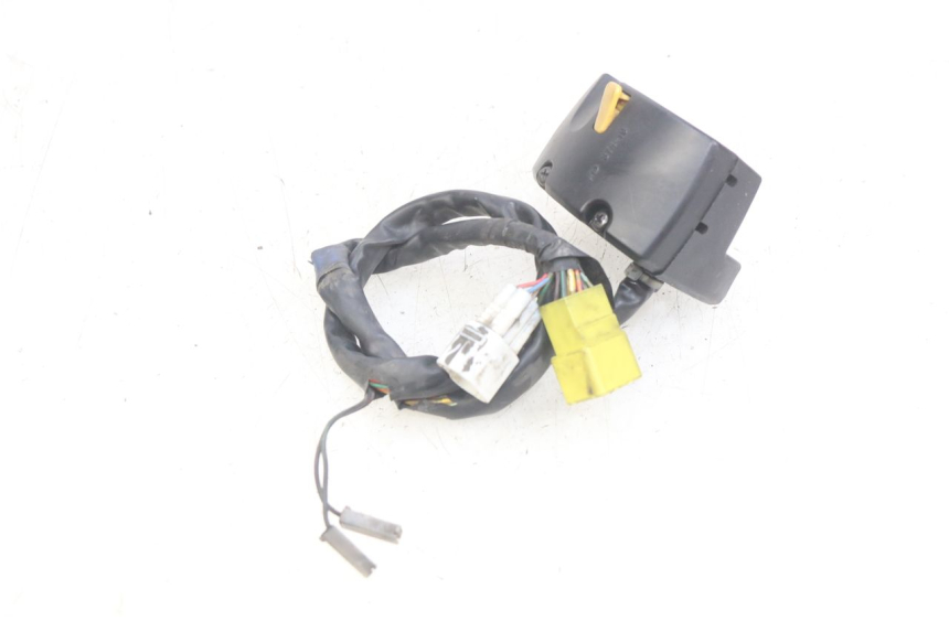 photo de LEFT HANDLEBAR SWITCH SUZUKI BURGMAN 650 (2002 - 2004)