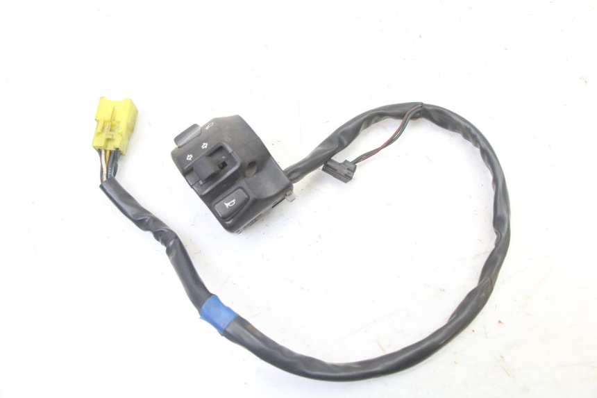 photo de LEFT HANDLEBAR SWITCH SUZUKI BURGMAN 125 (2007 - 2014)