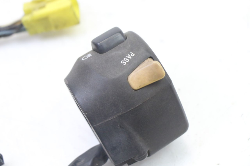 photo de LEFT HANDLEBAR SWITCH SUZUKI BURGMAN 125 (2007 - 2014)