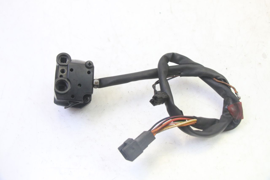 photo de LEFT HANDLEBAR SWITCH SUZUKI BURGMAN 125 (2007 - 2014)