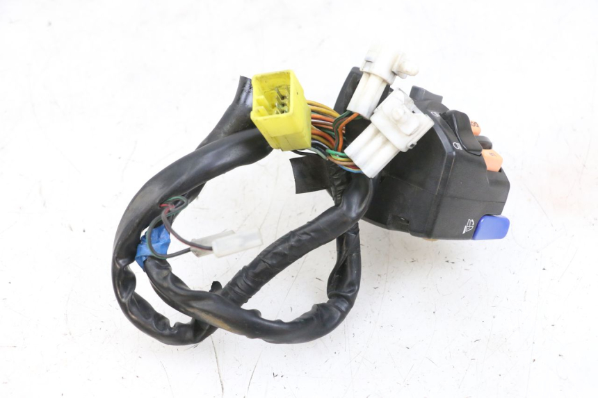 photo de LEFT SWITCH SUZUKI BURGMAN 650 (2013 - 2020)