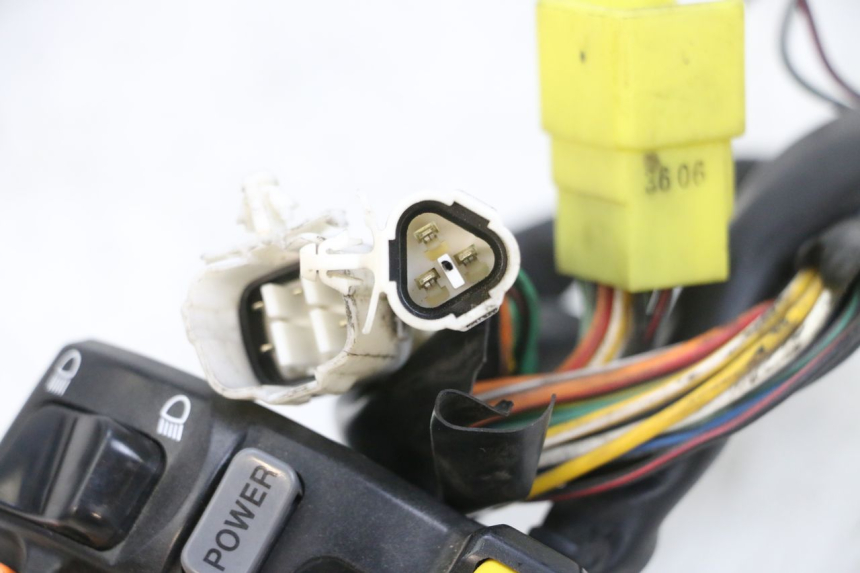 photo de LEFT SWITCH SUZUKI BURGMAN 650 (2013 - 2020)