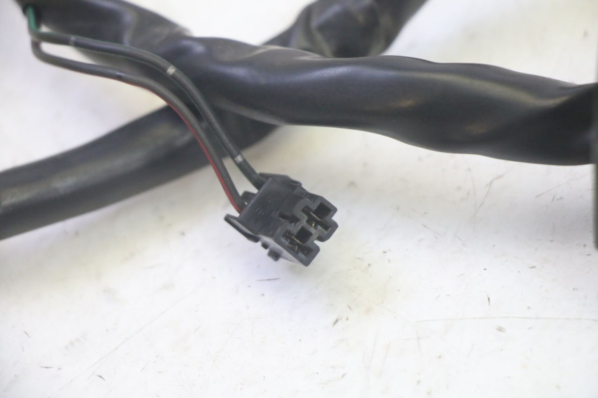 photo de LEFT HANDLEBAR SWITCH SUZUKI BURGMAN 125 (2007 - 2014) - Checked used part