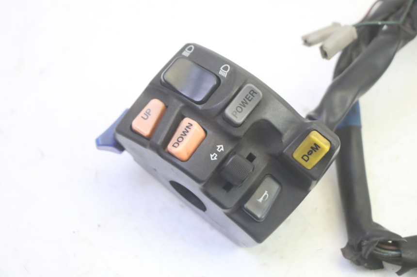 photo de LEFT SWITCH SUZUKI BURGMAN EXECUTIVE ABS 650 (2006 - 2012) - Component detail