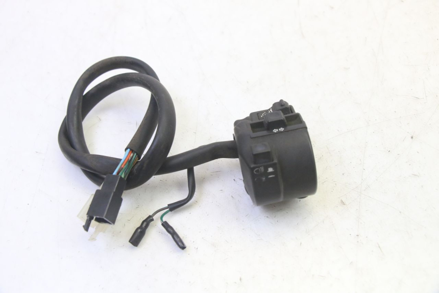 photo de LEFT SWITCH HONDA CBF 125 (2009 - 2015)