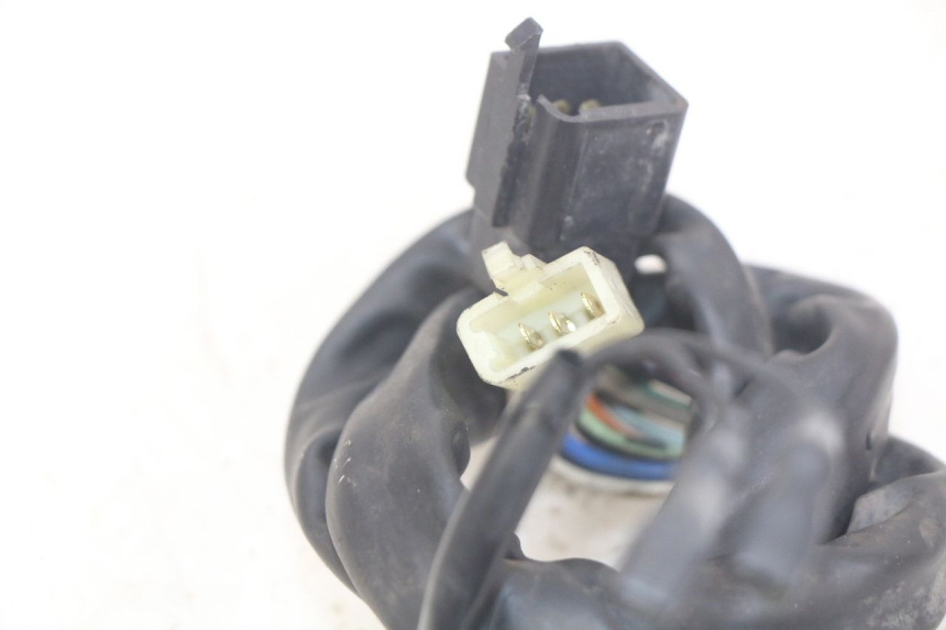 photo de LEFT HANDLEBAR SWITCH HONDA CBR F SC25 1000 (1989 - 1992)