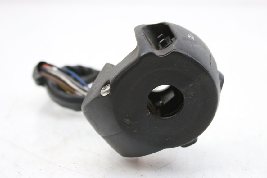 photo de LEFT HANDLEBAR SWITCH PEUGEOT CITYSTAR 50 (2013 - 2017)