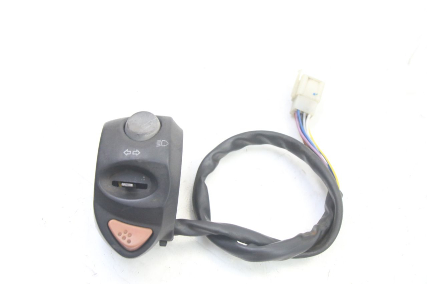 photo de LEFT HANDLEBAR SWITCH PEUGEOT CITYSTAR 50 (2013 - 2017)