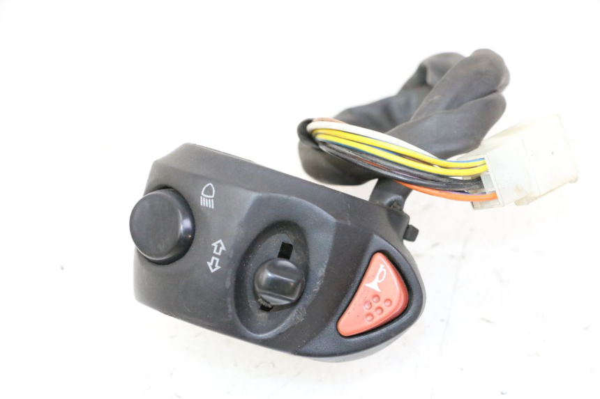 photo de LEFT HANDLEBAR SWITCH PEUGEOT CITYSTAR 50 (2013 - 2017)