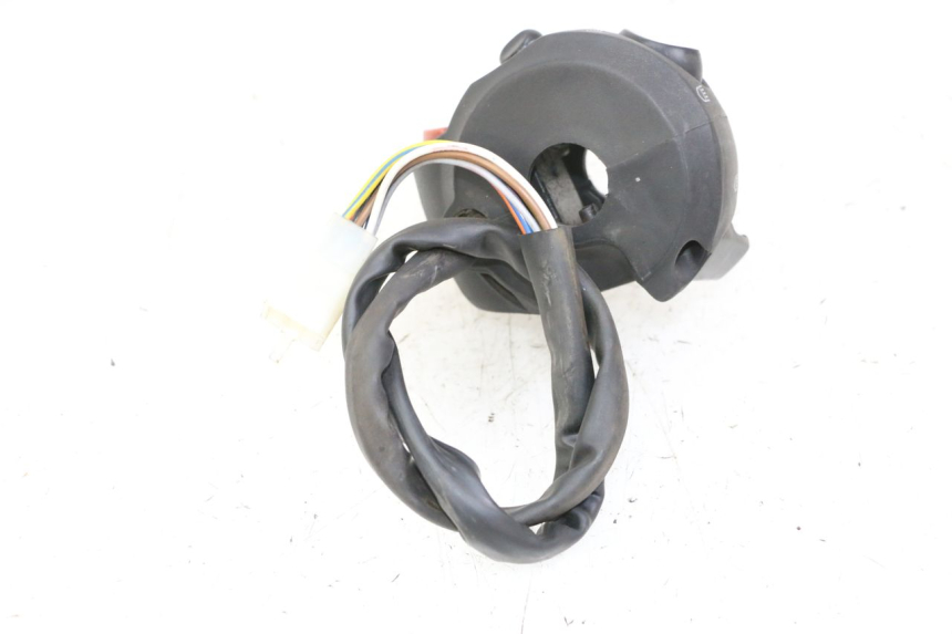 photo de LEFT HANDLEBAR SWITCH PEUGEOT CITYSTAR 50 (2013 - 2017)