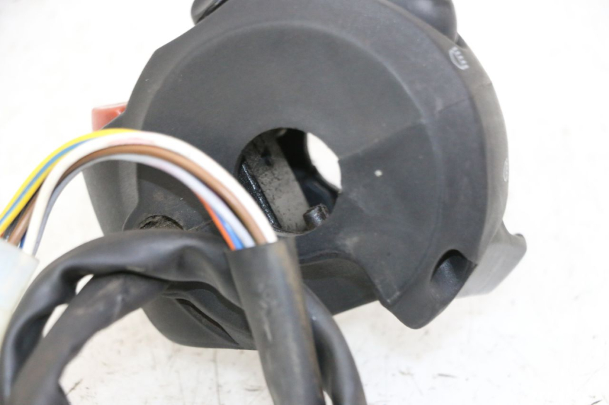 photo de LEFT HANDLEBAR SWITCH PEUGEOT CITYSTAR 50 (2013 - 2017)