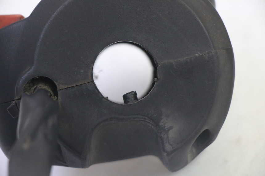 photo de LEFT HANDLEBAR SWITCH PEUGEOT CITYSTAR 50 (2013 - 2017)