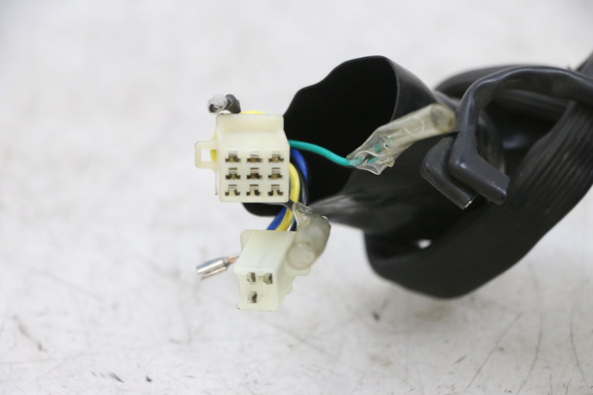 photo de LEFT SWITCH KSR CODE 125 (2018 - 2020) - Surface and material condition