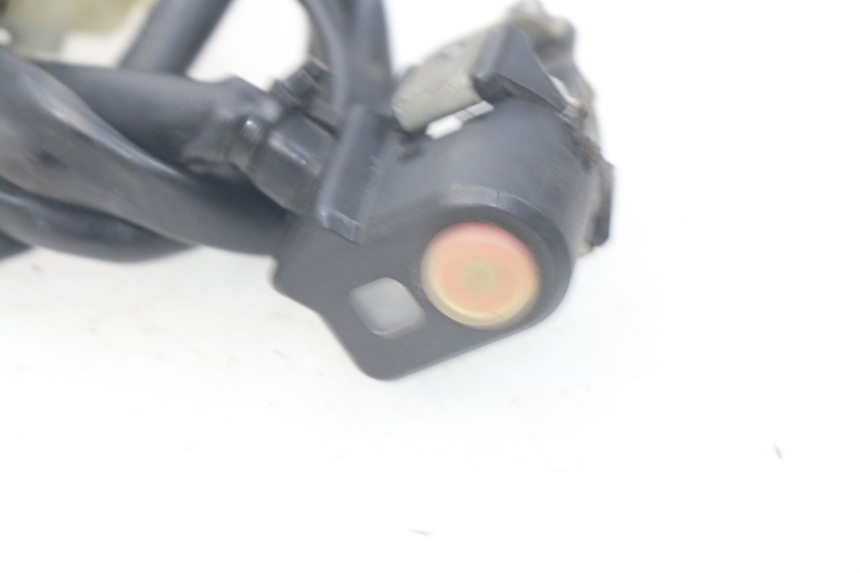 photo de LEFT HANDLEBAR SWITCH HONDA CRF 250 (2010 - 2013)