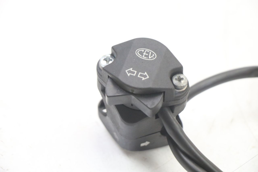 photo de LEFT SWITCH DERBI SENDA SM DRD X-TREME 50 (2011 - 2017)